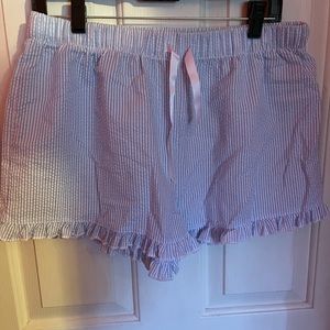 BNWT boutique blue seersucker shorts